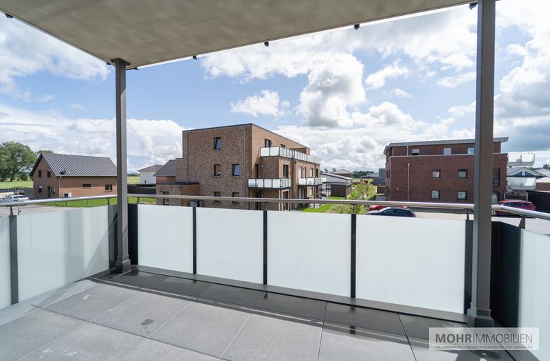 Moderne neuwertige Obergeschosswohnung in Berne zum Kauf